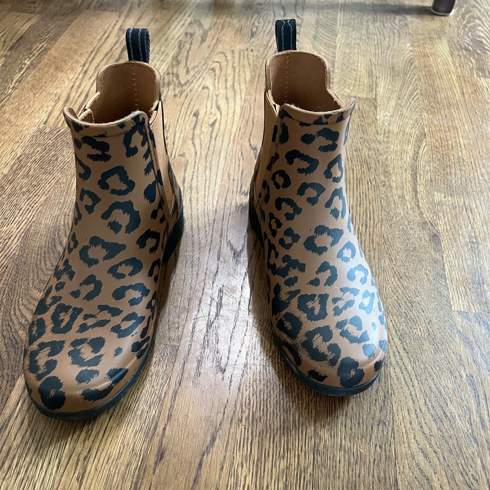 Short Hunter rain boot - cheetah print size 7